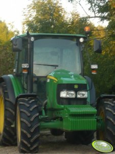 John Deere 5090R