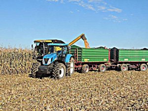 New Holland T7030/TC5070 + 2x Metaltech DB12000