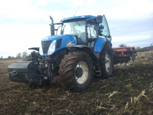 New Holland T7040+ Talerzówka Grano Shark 4m