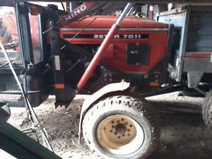 Zetor 7011