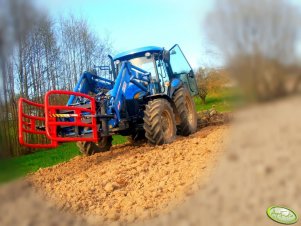 New Holland TD5050