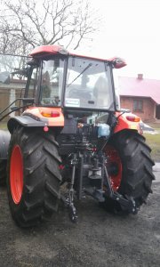 Kubota M 7040