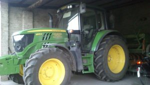 John Deere 6125M