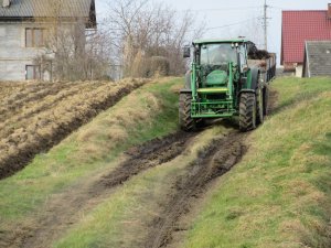 John Deere 5100R