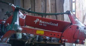 Kverneland AB 100