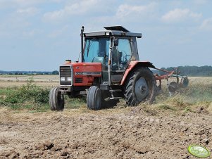 Massey Ferguson 3050 +Kverneland 3X12"