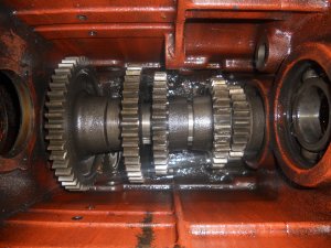 Dolny wałek skrzyni
