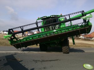 John Deere T560 HillMaster