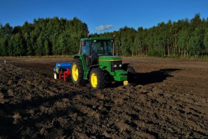 John Deere 6200 + AgroMasz AS 2,7 + Poznaniak