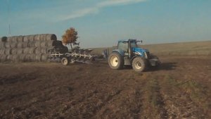 New Holland TG255 & Overum