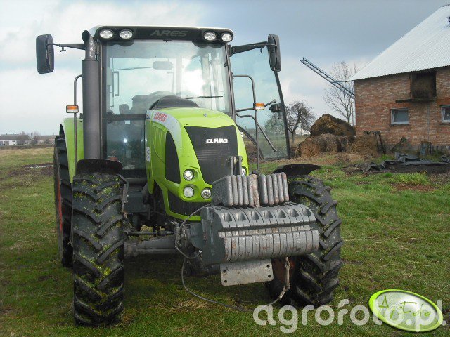 Claas Ares