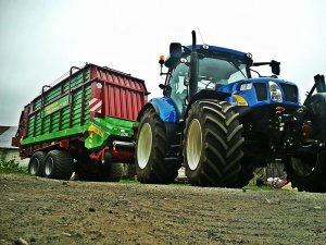 New Holland T6050 & Strautmann