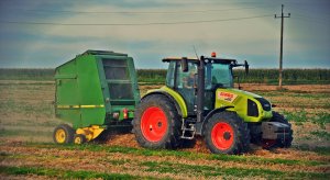 Claas Arion 430 & John Deere 550