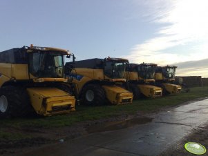 4x New Holland CX880