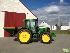 John Deere 6430