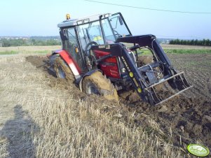 Massey Ferguson 6140