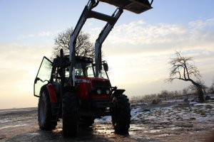 Massey Ferguson 5435