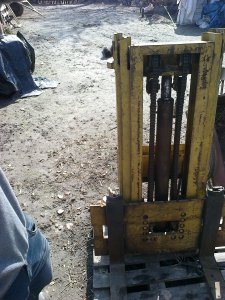 Maszt od widlaka do ciągnika