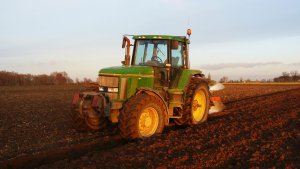 John Deere 7600