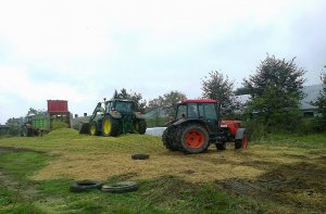 John Deere, Kubota, Zetor :)