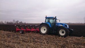 New Holland TVT190