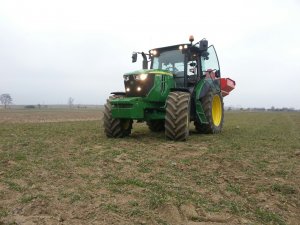 John Deere 6100 MC