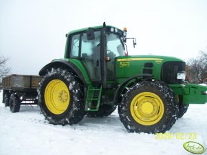 John Deere 6930 + przyczepa