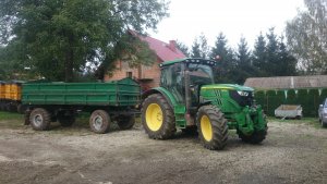 John Deere 6125R
