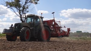 Fendt 818 vario & Kverneland Accord