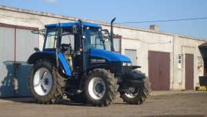 New Holland TS90