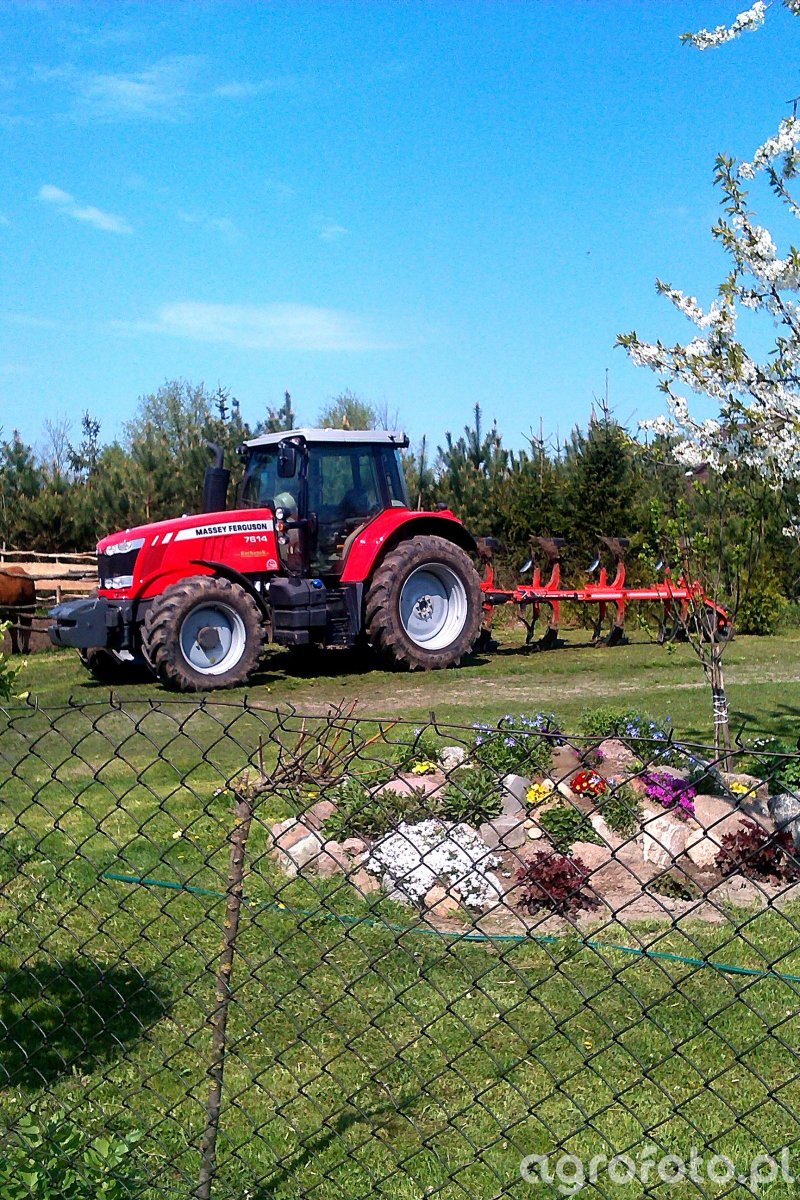 Massey Ferguson 7614