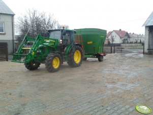John Deere 5090R + Pronar