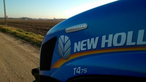 New Holland T4.75