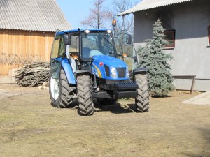 New Holland T5040