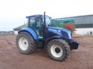 New Holland T5.105