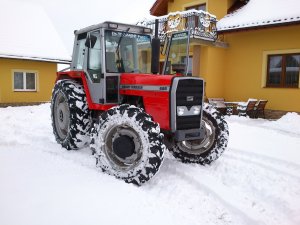 Massey Ferguson 698