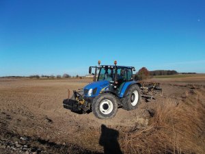 New Holland T5070