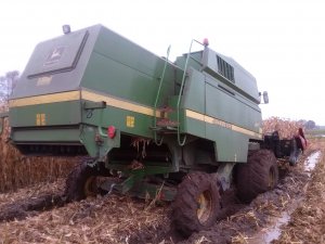 John Deere 2264