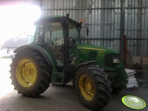 John Deere 5100R