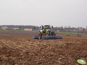 Claas Axion 840 i Claas Axos 340