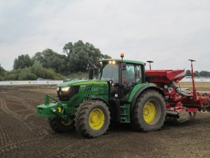 John Deere6M i siewnik Kverneland