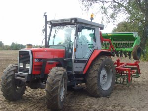MF 3065 Z Agregatem Uprawowo Siewnym