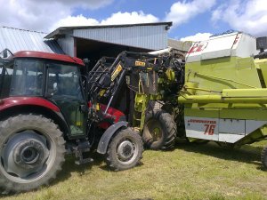 Case JX60 & Claas Dominator 76