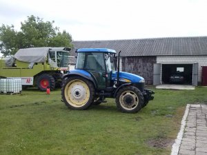 New Holland TD5010