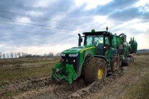 John Deere 8360R + Joskin Euroliner 23500L