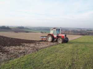 Massey Ferguson 1004T + pług Krone halla