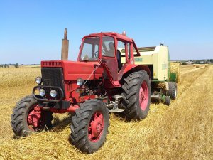 Mtz 82 & KRONE ROUND PACK 1550