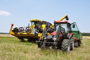 New Holland TC 5070 + Case JX 60 + MetalTech DB 8000