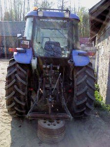 New Holland TD90D