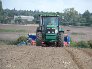 John Deere 8200 + Agregat Uprawowo-Siewny